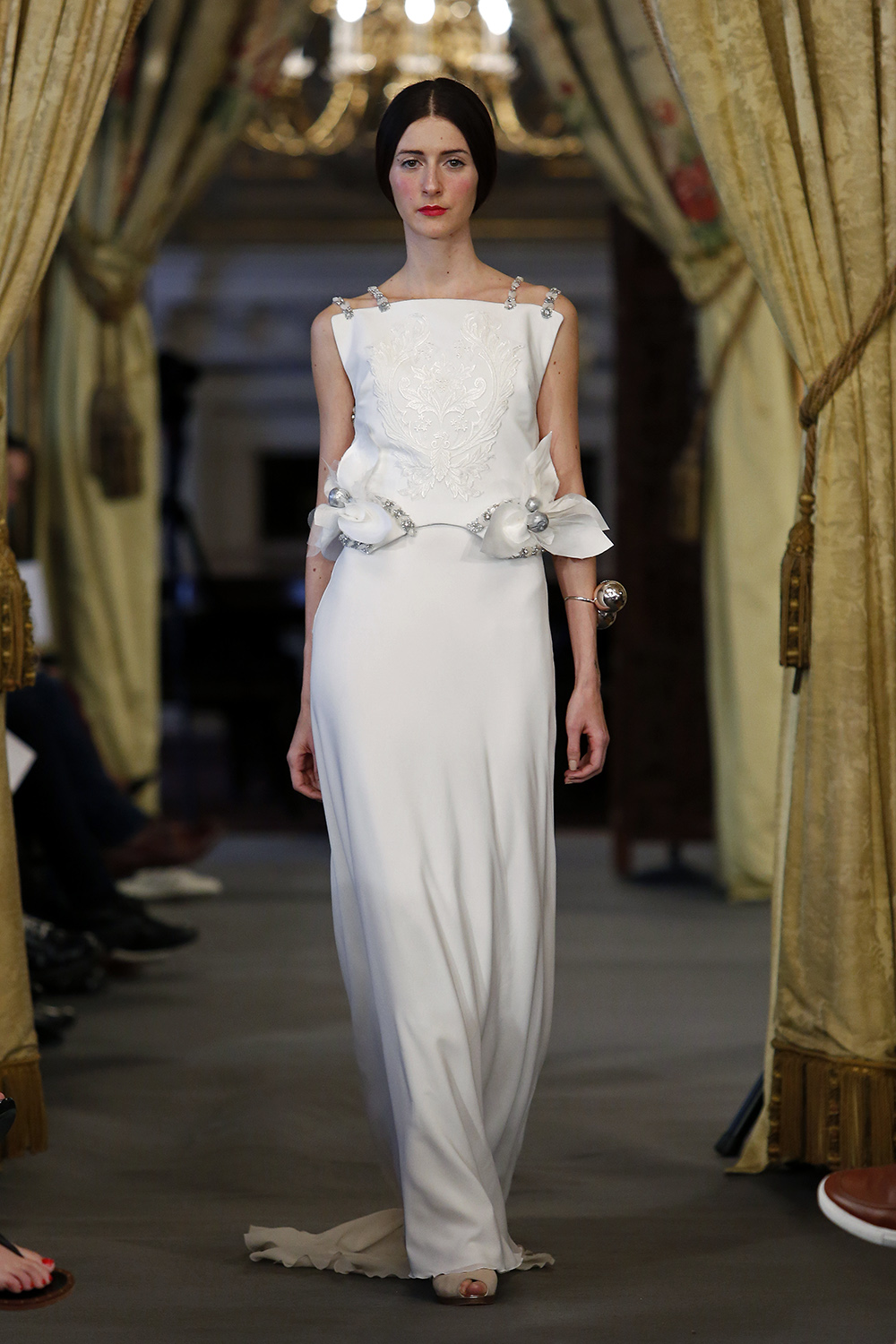 Cristina Pascual desfile en Atelier Couture