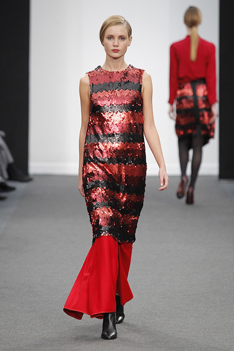 Modelo vestida de Yono Talola
