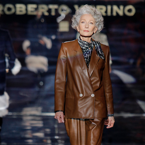 Modelo desfilando para Roberto Verino durante la edición de Otoño - Invierno de 2017- 2018 de MBFW Madrid