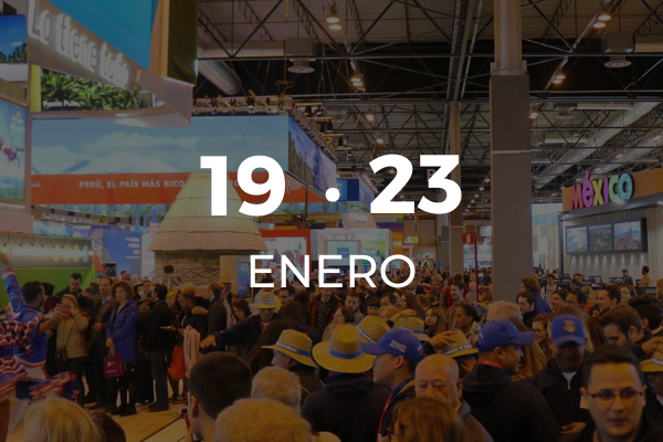 Visitantes en FITUR en el recinto de IFEMA