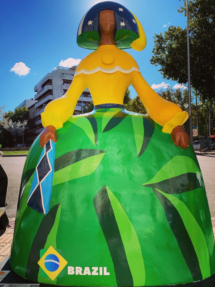 Aline Fraga Seelig – Brasil da Cabeça aos Pés – Plaza de Sta. Bárbara