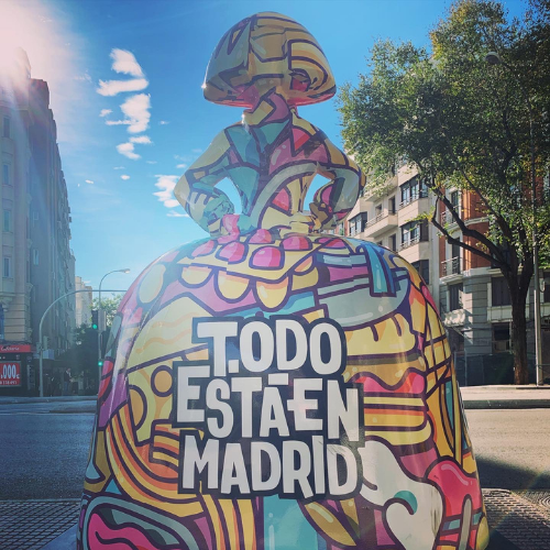 Menina de Todo Está en Madrid