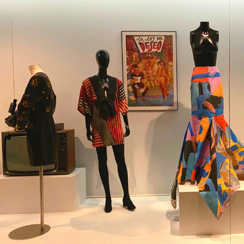 Vestidos de los años 80 en el Museo del Traje