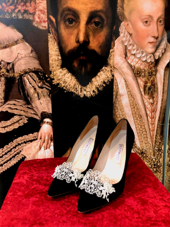 Zapatos de la colección inspirada en el Siglo de Oro de Calzados Franjul para Cultuletras