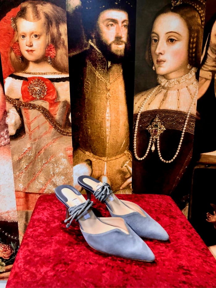 Zapatos de la colección inspirada en el Siglo de Oro de Calzados Franjul para Cultuletras
