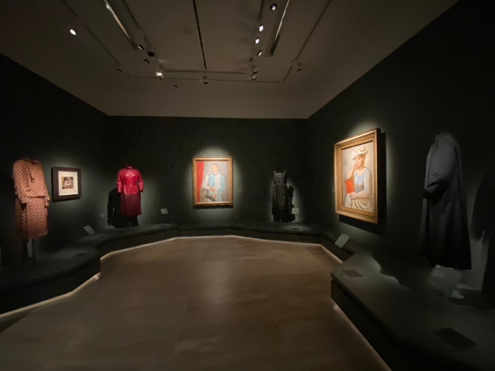 Sala del Museo Thyssen de la exposición 'Picasso / Chanel'