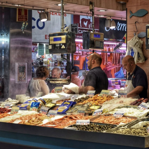 Puesto de pescados en el Mercado de Maravillas