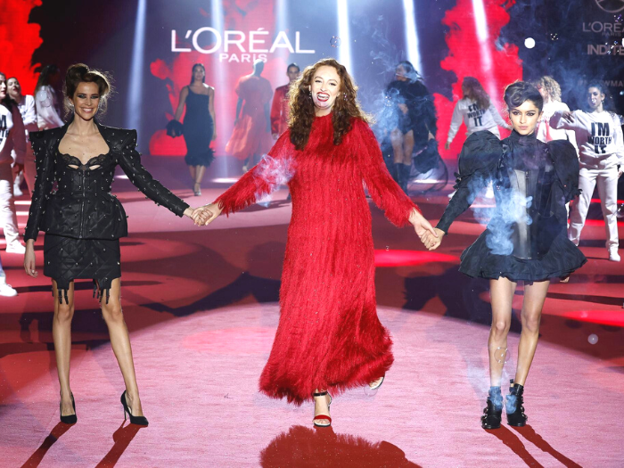 Modelos desfilando para L'Oréal en IFEMA