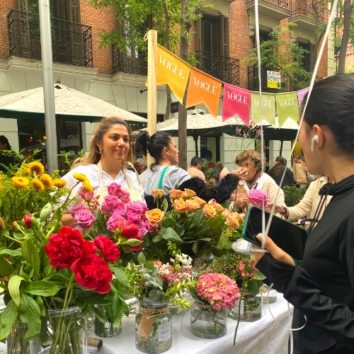 Puesto del Mercado de las flores de Vogue en la calle Jorge Juan