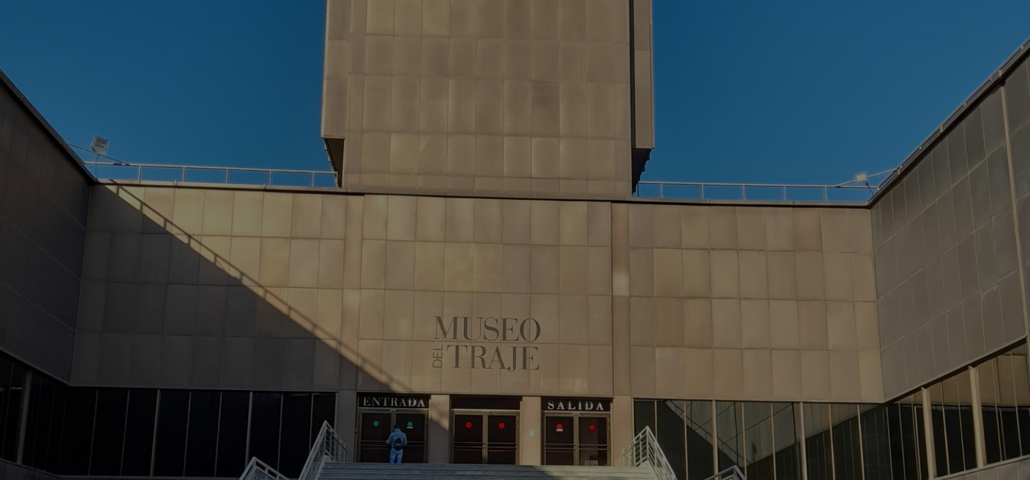 La Camisa Dalí en el Museo del Traje