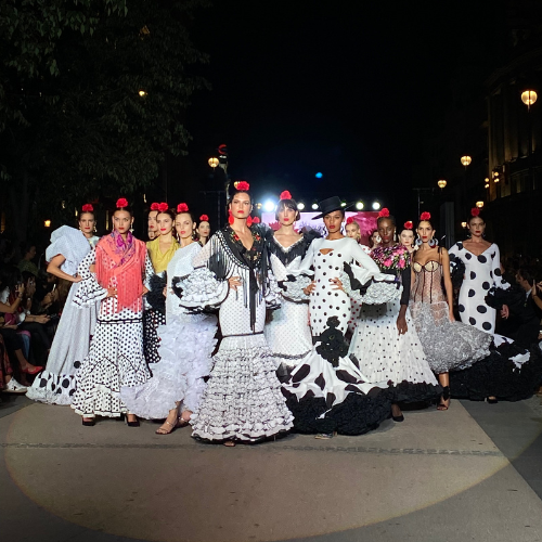 Desfile Andalucía es Flamenca