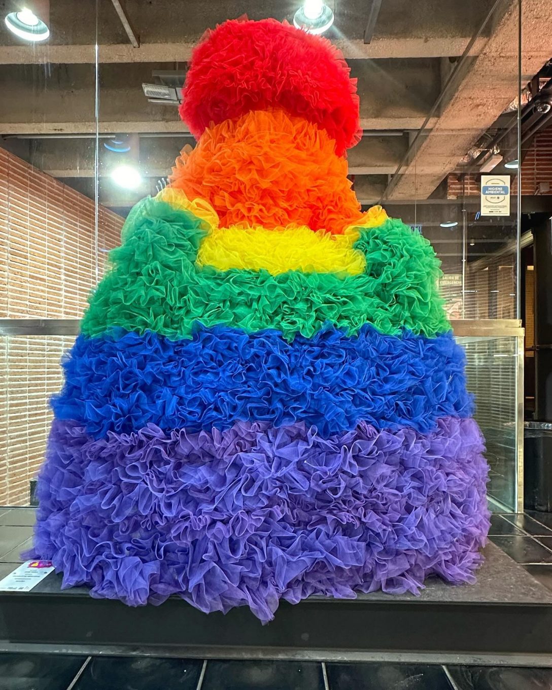 Orgullo de Mercados - Jose Perea - Mercado de San Antón © @footstepsinmadrid